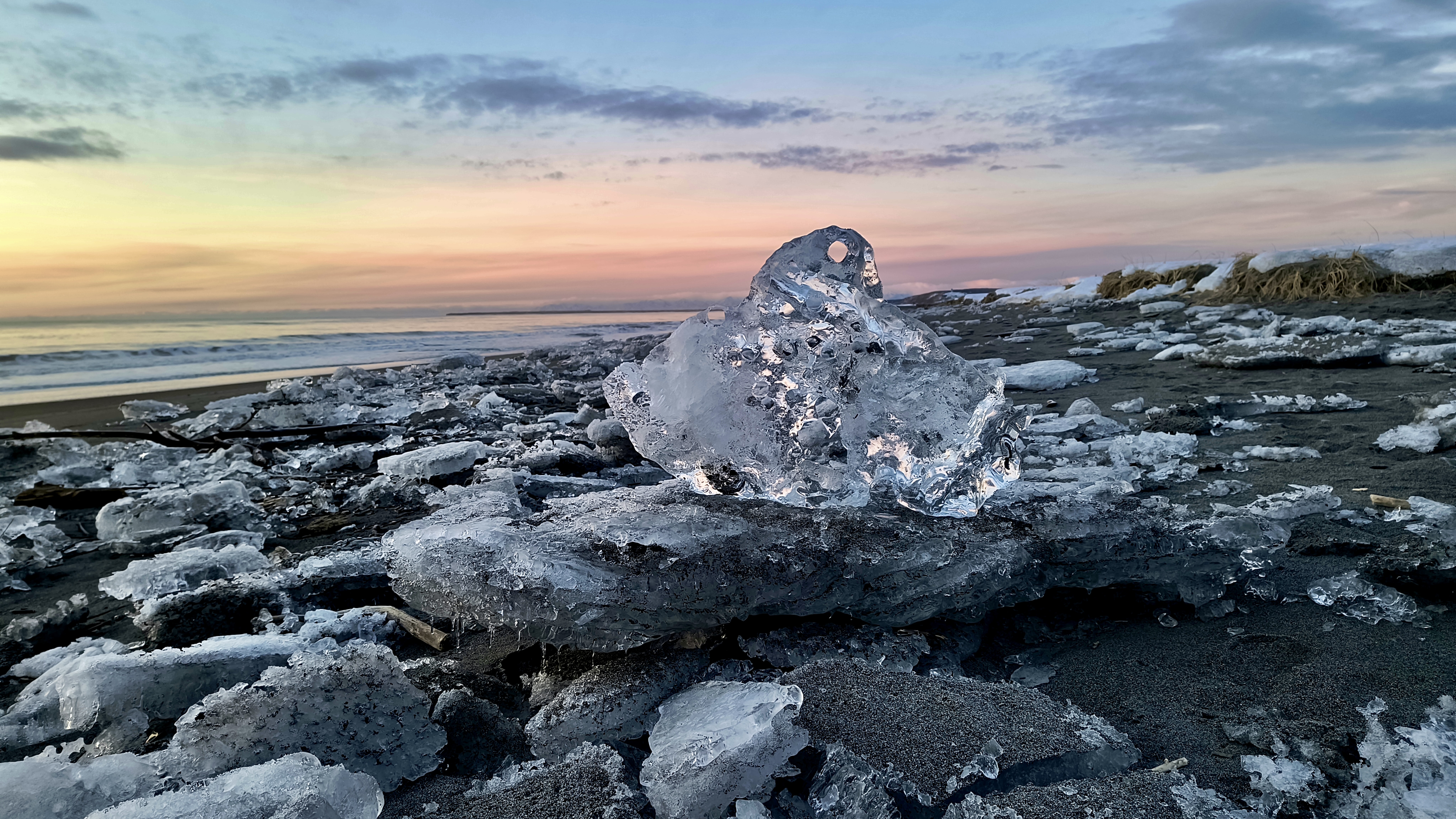 Jewelry Ice on the beach